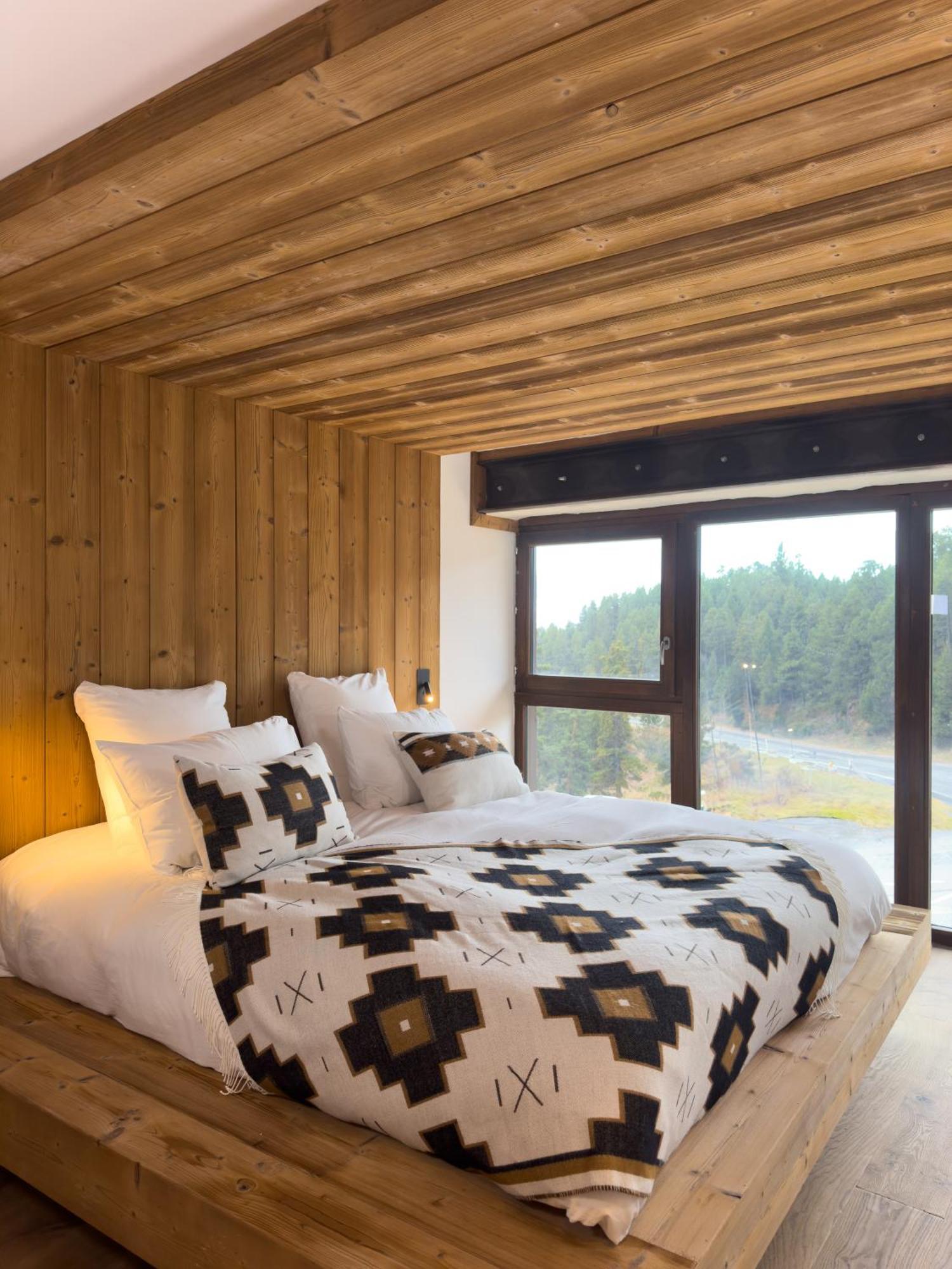 Grand Hotel L'Ermitage Font-Romeu-Odeillo-Via Zewnętrze zdjęcie