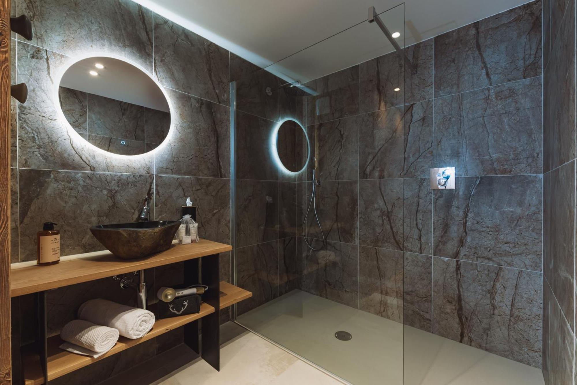 Grand Hotel L'Ermitage Font-Romeu-Odeillo-Via Zewnętrze zdjęcie