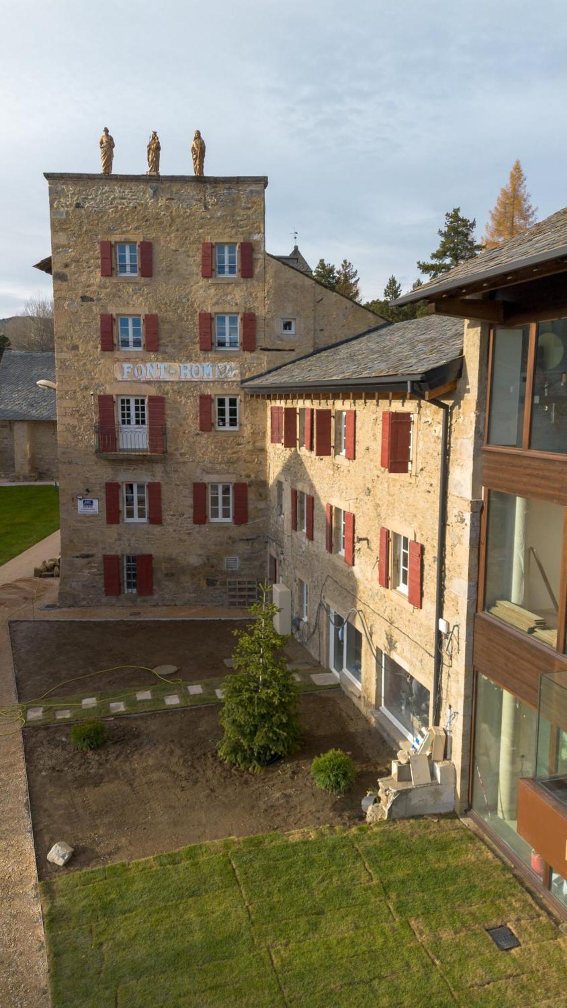 Grand Hotel L'Ermitage Font-Romeu-Odeillo-Via Zewnętrze zdjęcie